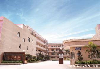 自宰与代宰模式 探寻国鸡屠宰的未来之路